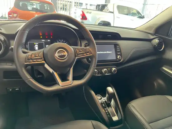NISSAN-KICKS-2024