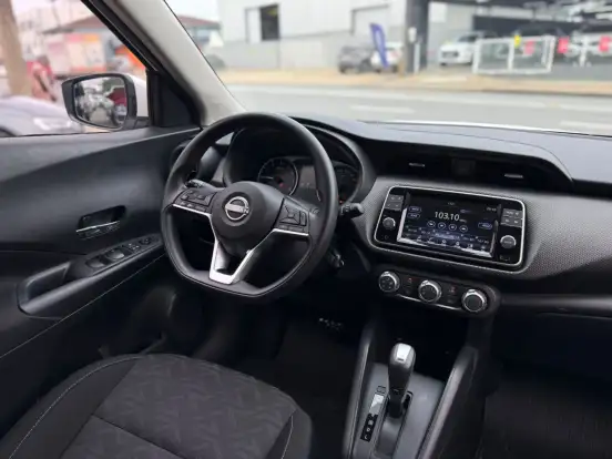NISSAN-KICKS-2024