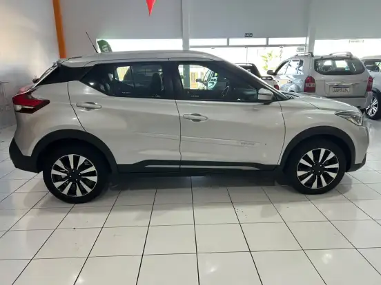 NISSAN-KICKS-2019