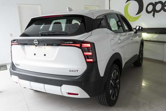 NISSAN-KICKS-2025