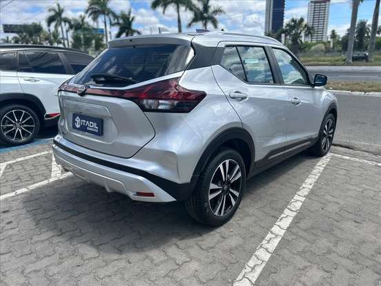 NISSAN-KICKS-2024