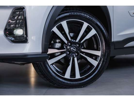 NISSAN-KICKS-2024