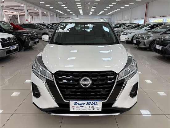 NISSAN-KICKS-2023