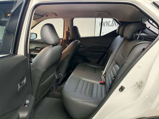 NISSAN-KICKS-2024