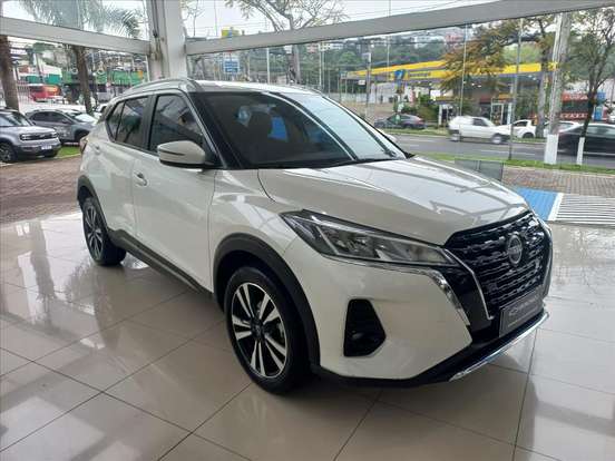 NISSAN-KICKS-2023