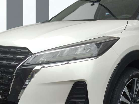 NISSAN-KICKS-2023