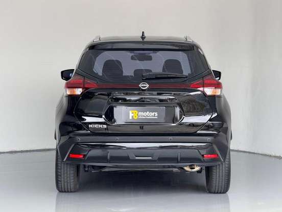 NISSAN-KICKS-2022