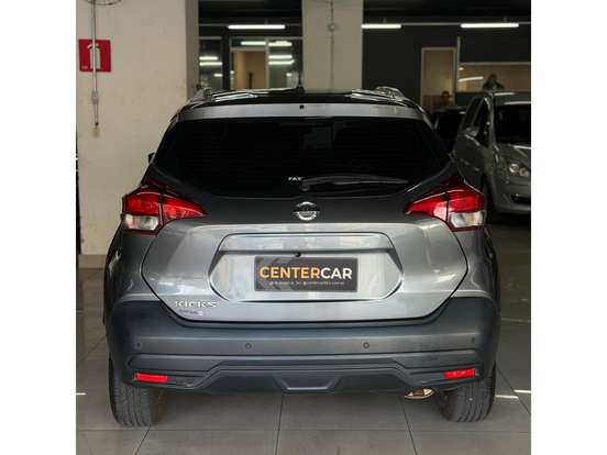NISSAN-KICKS-2020