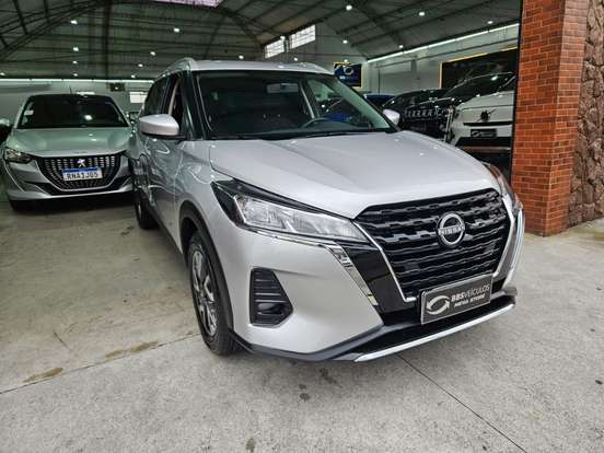 NISSAN-KICKS-2023