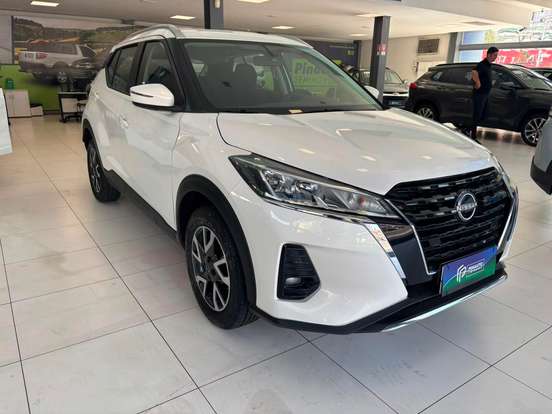 NISSAN-KICKS-2023