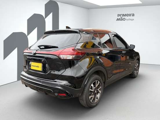 NISSAN-KICKS-2022