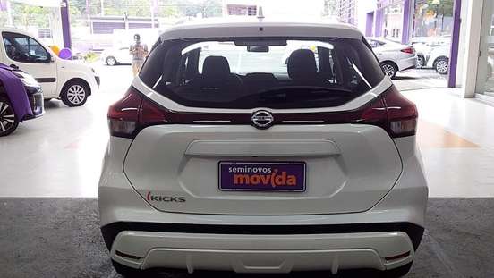 NISSAN-KICKS-2023