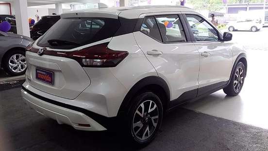 NISSAN-KICKS-2023