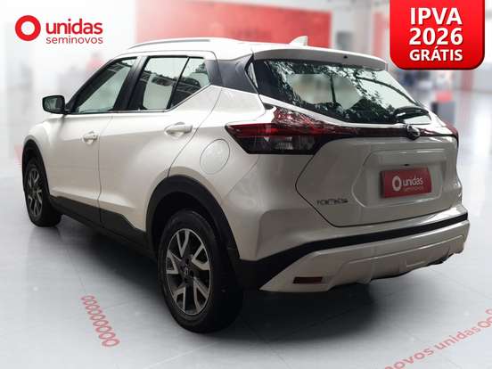 NISSAN-KICKS-2023