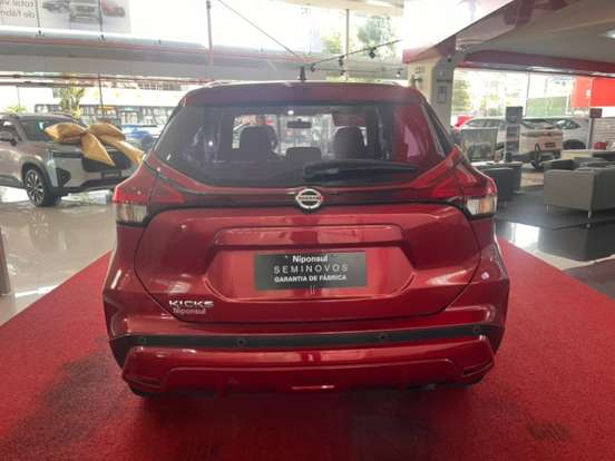 NISSAN-KICKS-2022