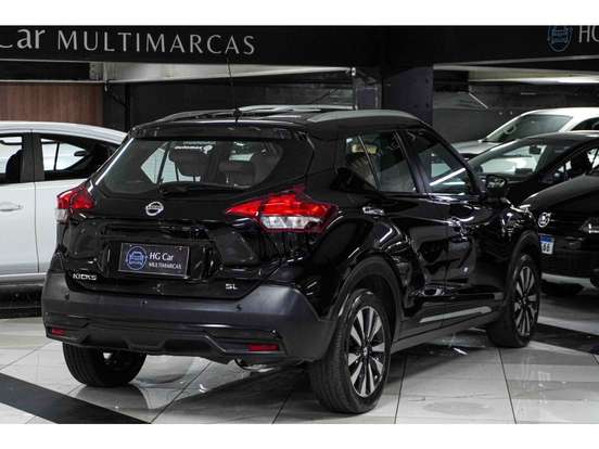 NISSAN-KICKS-2020