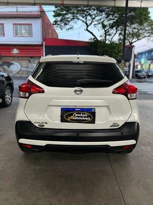 NISSAN-KICKS-2018
