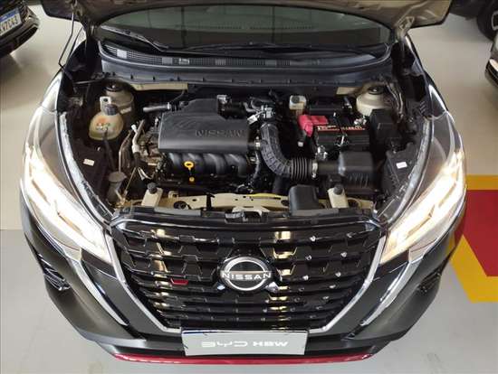 NISSAN-KICKS-2023