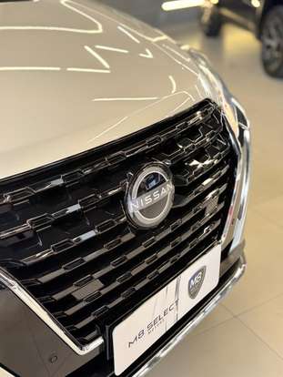 NISSAN-KICKS PLAY-2025