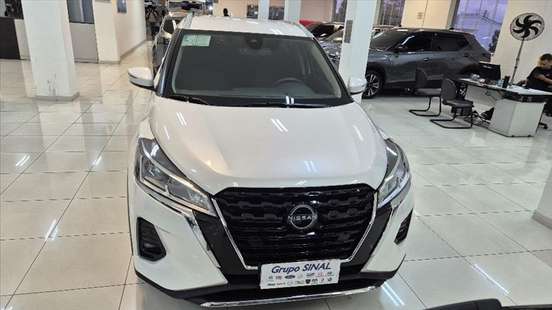 NISSAN-KICKS PLAY-2025