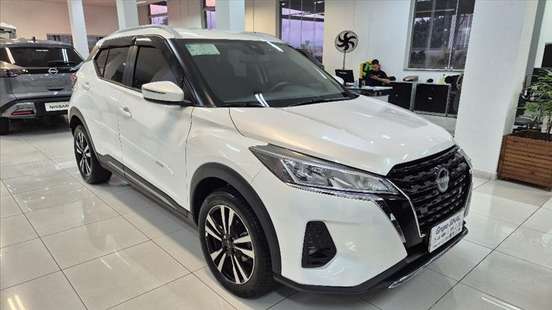 NISSAN-KICKS PLAY-2025