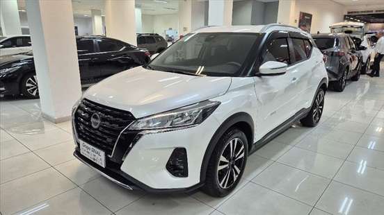 NISSAN-KICKS PLAY-2025