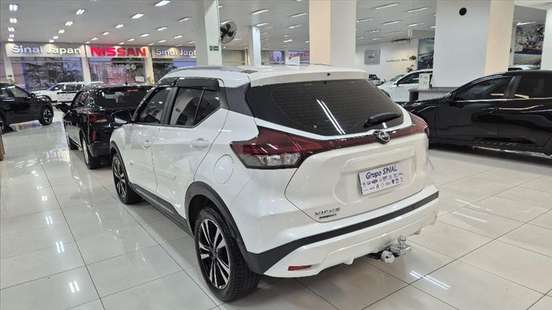 NISSAN-KICKS PLAY-2025