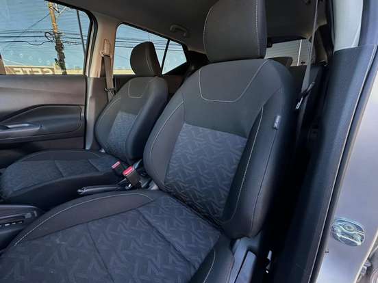 NISSAN-KICKS PLAY-2025