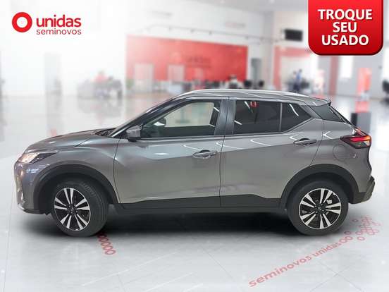 NISSAN-KICKS PLAY-2025
