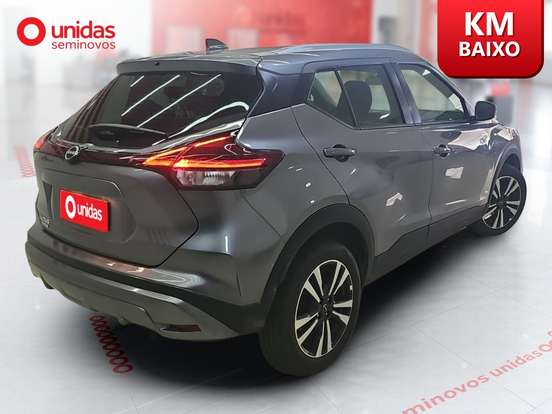 NISSAN-KICKS PLAY-2025
