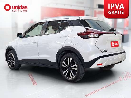 NISSAN-KICKS PLAY-2025