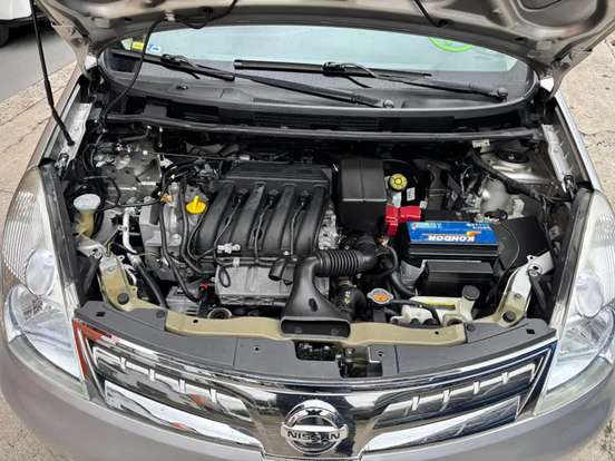 NISSAN-LIVINA-1.6 S 16V FLEX 4P MANUAL NISSAN-LIVINA-2013