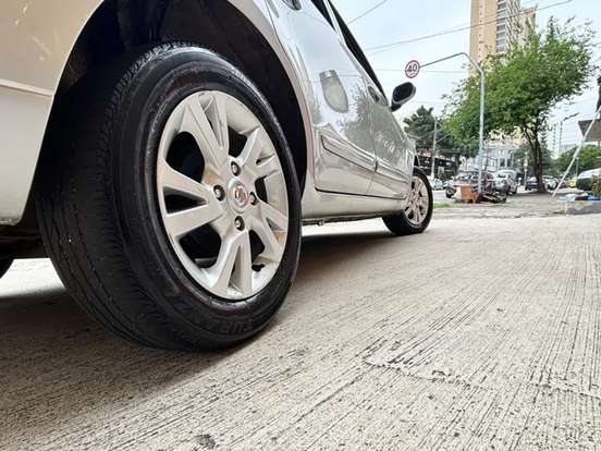 NISSAN-LIVINA-1.6 S 16V FLEX 4P MANUAL NISSAN-LIVINA-2013