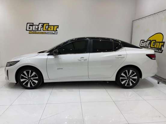 NISSAN-SENTRA-2024