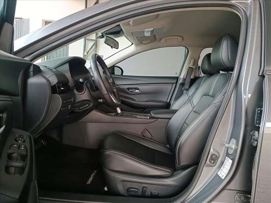 NISSAN-SENTRA-2024