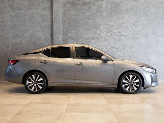 NISSAN-SENTRA-2024