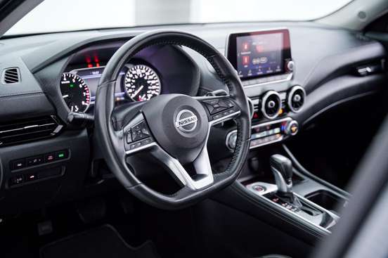 NISSAN-SENTRA-2023