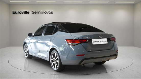 NISSAN-SENTRA-2024