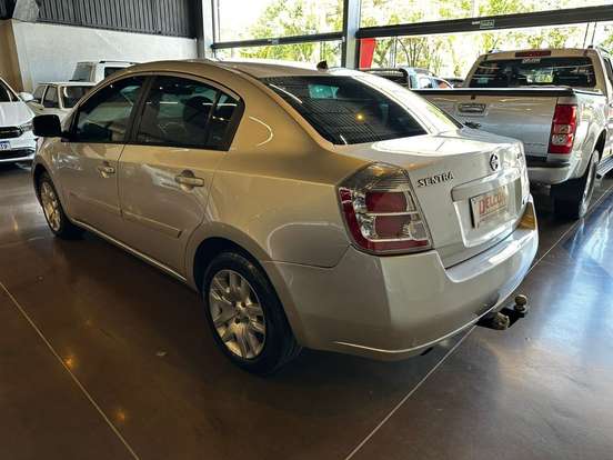 NISSAN-SENTRA-2009