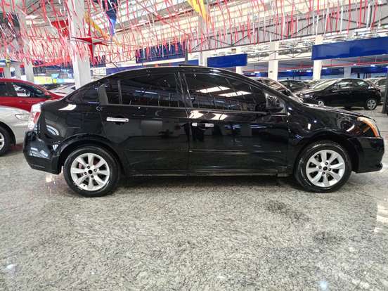 NISSAN-SENTRA-2012