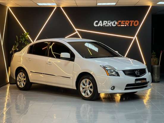 NISSAN-SENTRA-2012