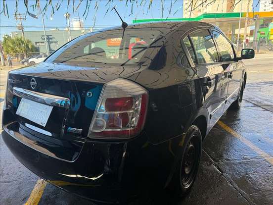 NISSAN-SENTRA-2011
