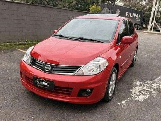 NISSAN-TIIDA-1.8 SL 16V FLEX 4P MANUAL NISSAN-TIIDA-2013