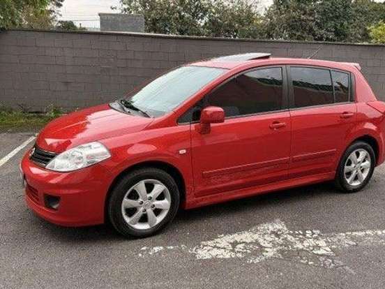 NISSAN-TIIDA-1.8 SL 16V FLEX 4P MANUAL NISSAN-TIIDA-2013