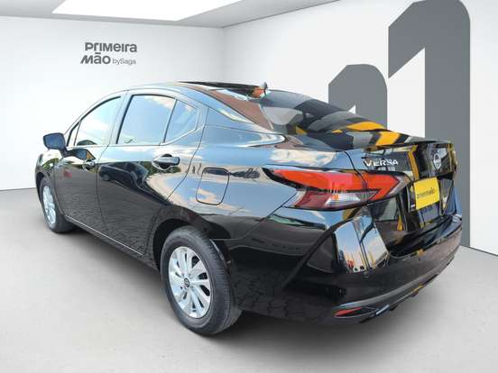 NISSAN-VERSA-2025
