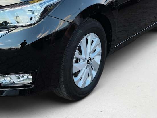 NISSAN-VERSA-2025