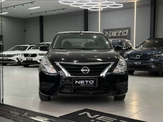 NISSAN-VERSA-2019