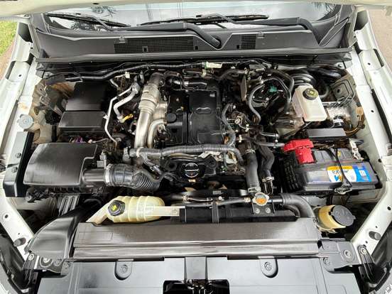 NISSAN-FRONTIER-2022