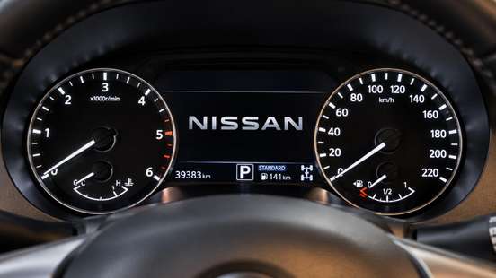 NISSAN-FRONTIER-2024
