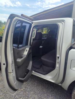 NISSAN-FRONTIER-2015